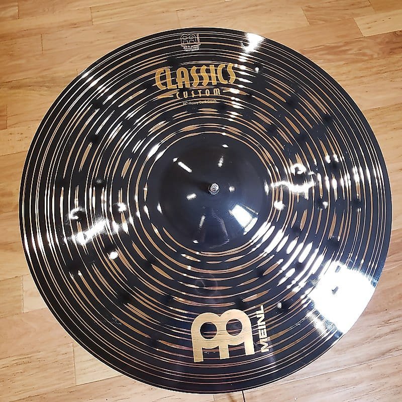 Platillo crash pesado Meinl CC18HDAC Classics Custom Dark de 18"